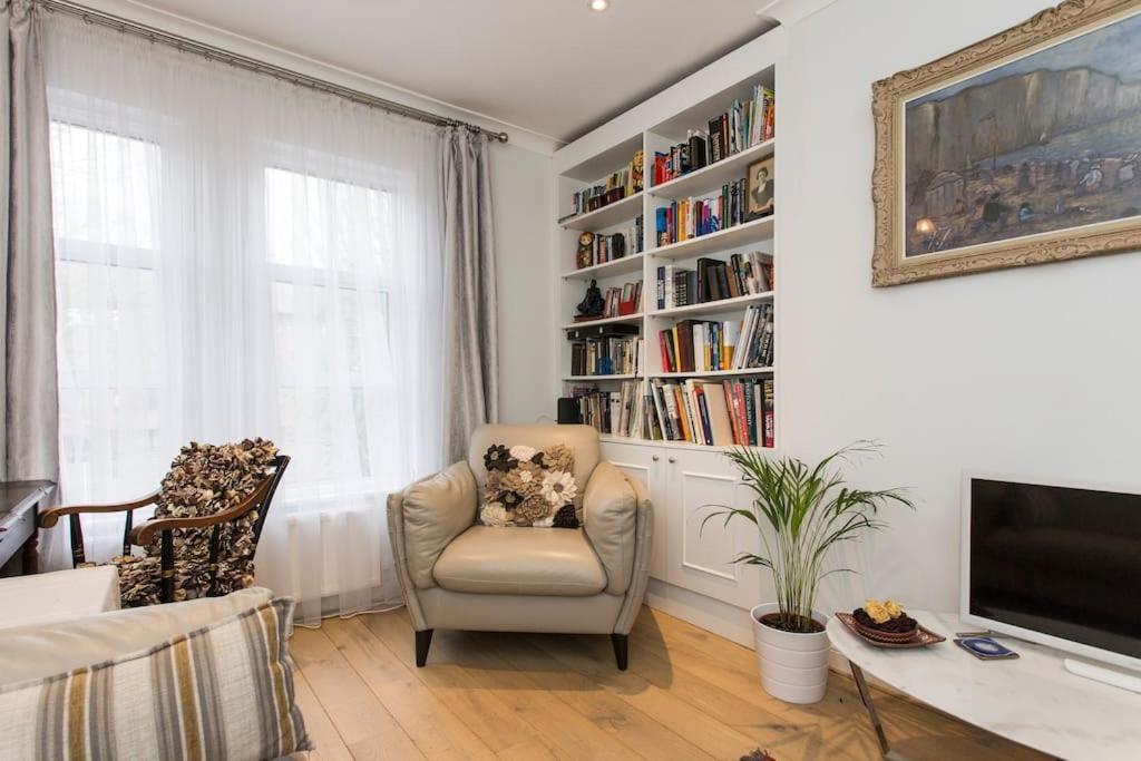 2 Bed Room Flat Near Westfield, West ลอนดอน ภายนอก รูปภาพ